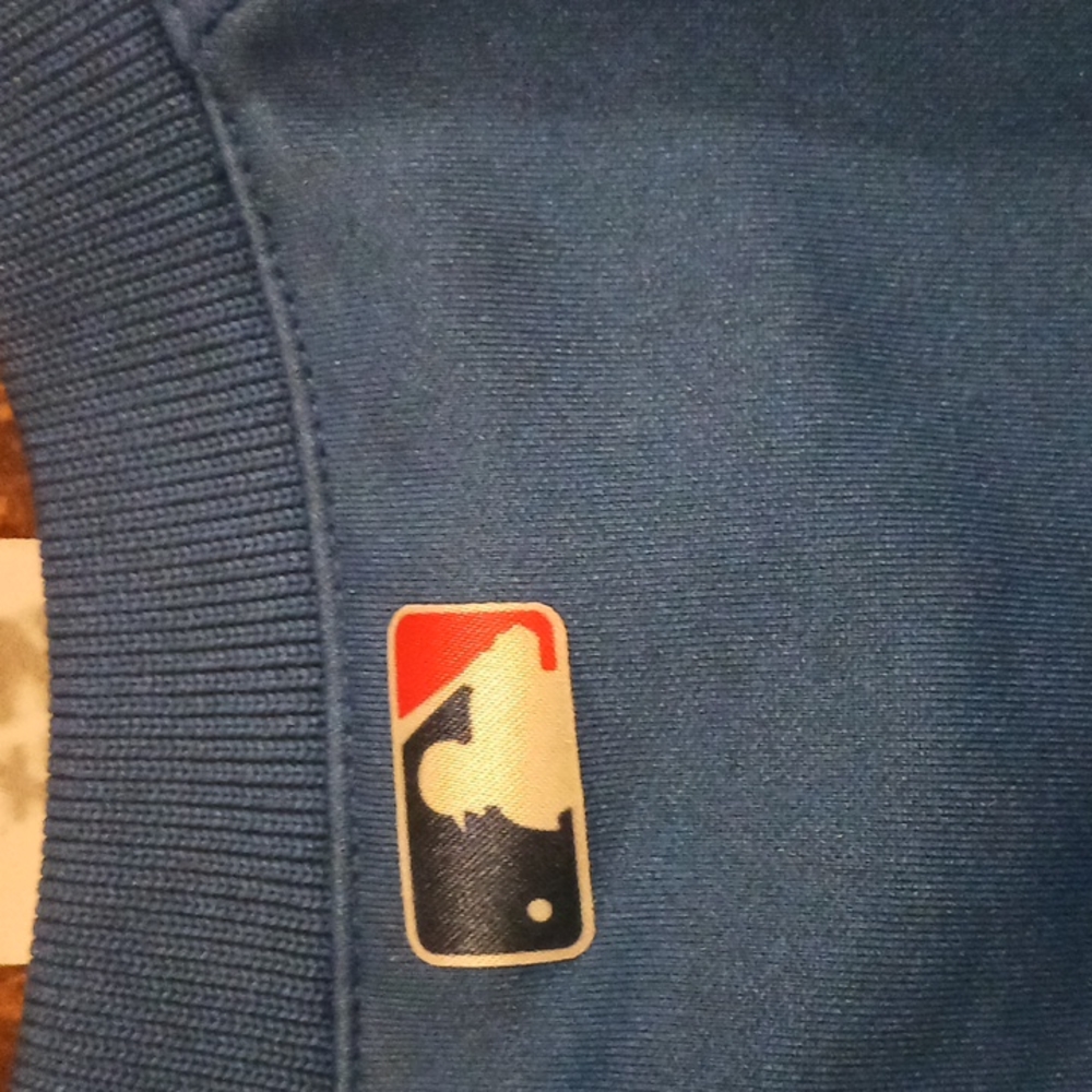 Dodgers Pullover - Picture 11 of 12